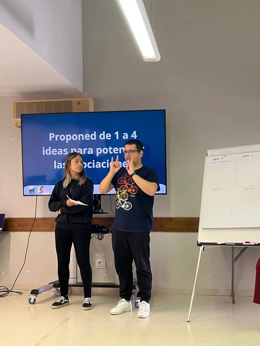 🔵 El fin de semana pasado, dos jóvenes de nuestro movimiento asociativo de #FESORDCV tuvieron la oportunidad de participar en la XI RIA, que en esta edición estuvo dedicada al voluntariado de la @cjscnse en Madrid. 🙌✨

#JuventudSorda #Voluntariado #FesordCV #CJS_CNSE