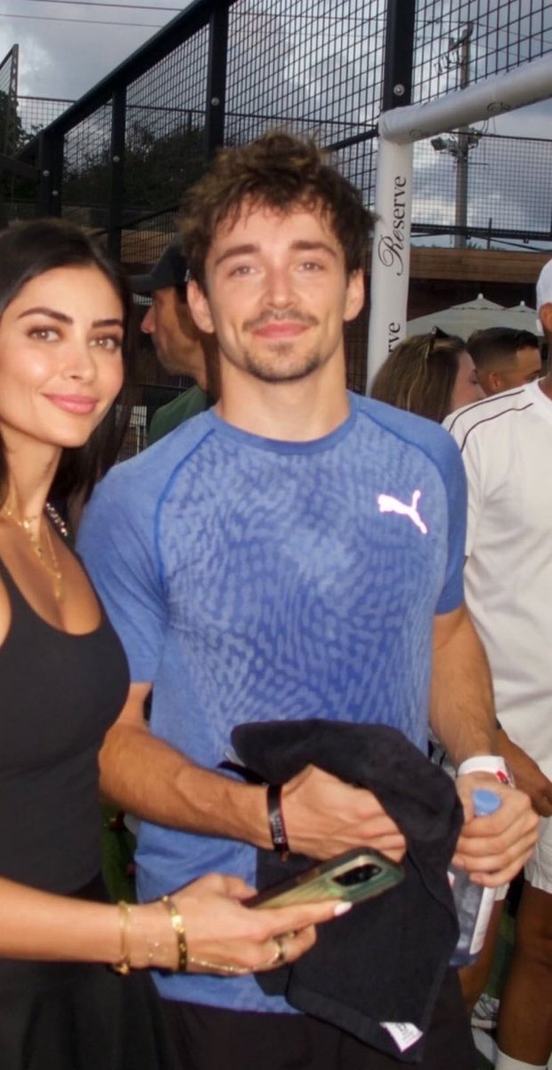 no puede ser tan lindo debería ser ilegal