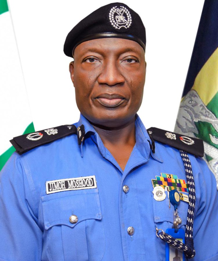 Punch Newspapers (@mobilepunch) on Twitter photo ๐๐จ๐ฅ๐ข๐๐ ๐๐ซ๐ซ๐๐ฌ๐ญ ๐๐ข๐ ๐ก๐ญ ๐ฌ๐ฎ๐ฌ๐ฉ๐๐๐ญ๐ฌ ๐ฅ๐ข๐ง๐ค๐๐ ๐ญ๐จ ๐๐ฎ๐ฅ๐ญ-๐ซ๐๐ฅ๐๐ญ๐๐ ๐ค๐ข๐ฅ๐ฅ๐ข๐ง๐ ๐ฌ ๐ข๐ง ๐๐๐ ๐จ๐ฌ
The Lagos State Police Command has arrested eight individuals in connection with a series of cult-related killings within the Yaba College of ๐๐จ๐ฅ๐ข๐๐ ๐๐ซ๐ซ๐๐ฌ๐ญ ๐๐ข๐ ๐ก๐ญ ๐ฌ๐ฎ๐ฌ๐ฉ๐๐๐ญ๐ฌ ๐ฅ๐ข๐ง๐ค๐๐ ๐ญ๐จ ๐๐ฎ๐ฅ๐ญ-๐ซ๐๐ฅ๐๐ญ๐๐ ๐ค๐ข๐ฅ๐ฅ๐ข๐ง๐ ๐ฌ ๐ข๐ง ๐๐๐ ๐จ๐ฌ
The Lagos State Police Command has arrested eight individuals in connection with a series of cult-related killings within the Yaba College of