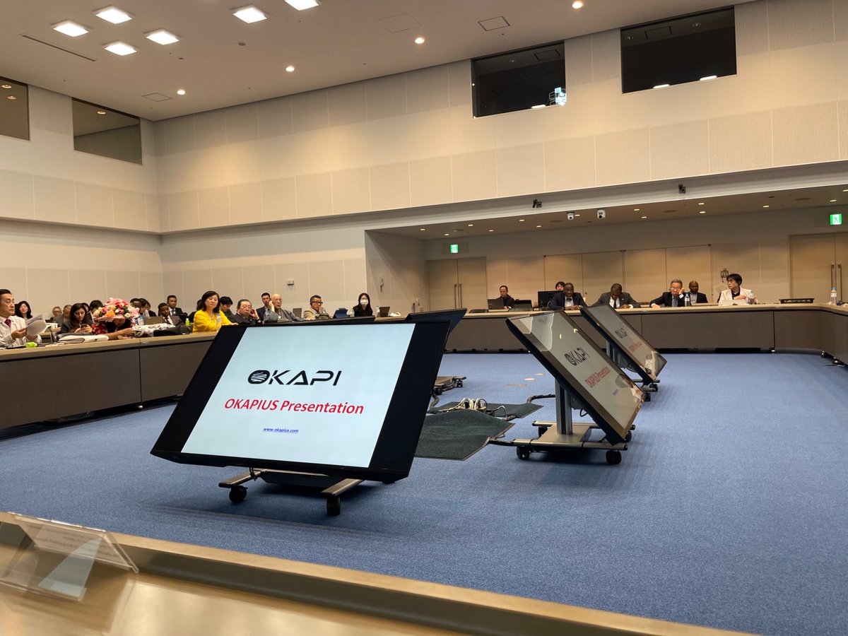 HideOGAWA_AmbJP's tweet photo. Pendant le congé, par coïncidence j'ai pu participer au Forum d'affaires Congo-Japon qui a organisé par l'Ambassade de la RDC au Japon @embassydrctokyo où SEM le VPM et le Ministre du Plan Guylain Nyembo Mbiza @guylainnyembo_ @PlanRdc, Conseillère de la Présidence, la DG de l'ANAPI @investindrc et bien d'autres notables ont participé avec des autorités publiques japonaise, la JETRO, la JICA, des entrepreneurs japonais ont participé, les 21-22 avril à Université des Nations Unies à Tokyo. Je me suis réjoui de la franche et fructueuse discussion et félicite de l'initiative précieuse de mon homologue Amb. Nsenda Lukumwena. @NLukumwena à qui j'en remercie avec les personnes impliquées 🇨🇩🇯🇵 
一時帰国の滞在中、日コンゴ(民)ビジネスフォーラムが東京（青山の国連大学）で開催され、初日（4/21）に参加することができました。ニエンボ副首相兼計画大臣、大統領府、投資促進庁長官らが参加、日本側は経産省幹部、JETRO、JICA、コンゴ（民）でのビジネスを既に行っているか関心を持って頂いている日本企業の参加を得て、良い意見交換と相互人脈造りができたものと思います。アレンジ頂いた駐日コンゴ（民）大使・大使館スタッフ、日本側関係者に感謝申し上げます🙏