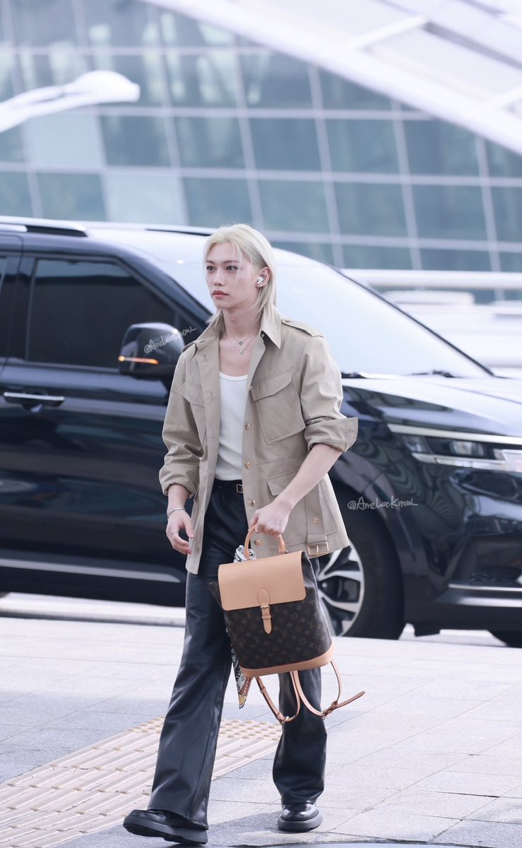 AmeLeeKnow_'s tweet photo. 250307 ICN
-
#Felix #필릭스
#PFW2025 #FELIXxLouisVuittonPFW #FELIXxLVHouseAmbassador
#스트레이키즈 #StrayKids https://t.co/UADRKB6IaX