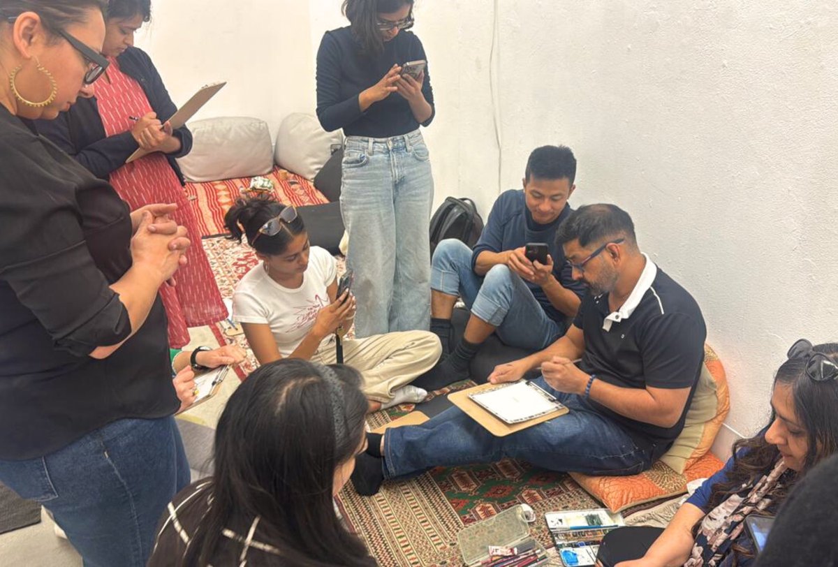 In collaboration with Lahore Biennale Foundation, the South Asian Art Initiative at UC Berkeley welcomes Imran Qureshi as its 2025 Artist in Residence. Qureshi led a student workshop exploring traditional and contemporary miniature painting techniques.
#SAAI #miniaturepainting