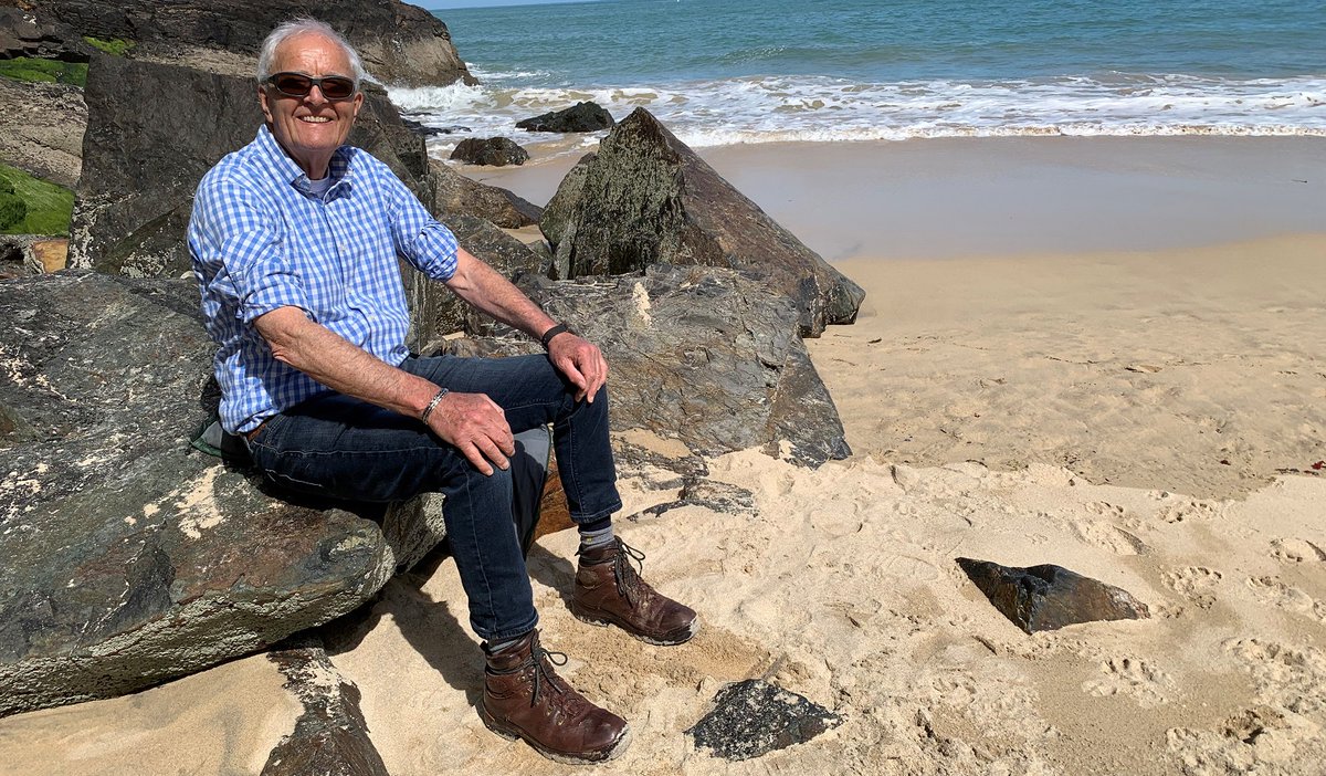 Health Research | Southampton (@uhsftresearch) on Twitter photo Research is providing new hope for patients with a rare form of cancer caused by asbestos.
Breakthrough results show a targeted drug treatment can improve survival.
The trial was run by <a href="/uniofleicester/">University of Leicester</a> and <a href="/SouthamptonCTU/">Southampton CTU</a>, and sponsored by <a href="/UHSFT/">University Hospital Southampton 💙</a>.
🔗👉 research.uhs.nhs.uk/news/new-hope-… Research is providing new hope for patients with a rare form of cancer caused by asbestos.
Breakthrough results show a targeted drug treatment can improve survival.
The trial was run by <a href="/uniofleicester/">University of Leicester</a> and <a href="/SouthamptonCTU/">Southampton CTU</a>, and sponsored by <a href="/UHSFT/">University Hospital Southampton 💙</a>.
🔗👉 research.uhs.nhs.uk/news/new-hope-…
