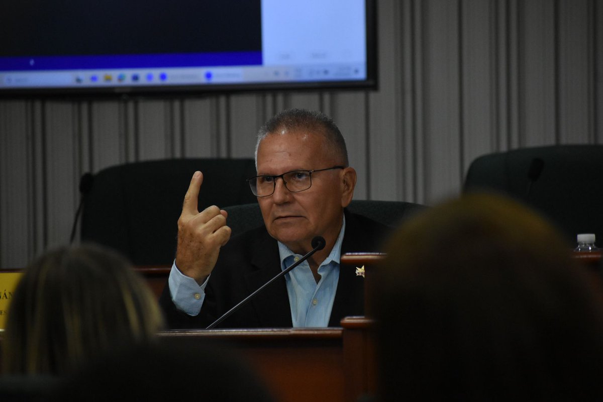 José Aponte Hernández tweet media