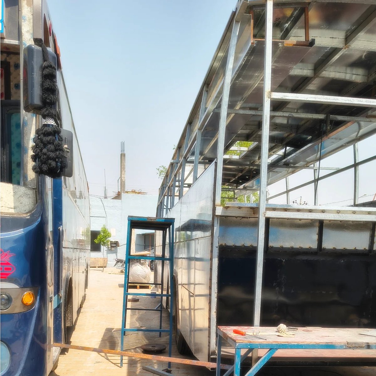 AapnoAutomotive's tweet photo. नई बस बन रही है, पुरानी निखर रही है।
हमारा काम सिर्फ नया बनाने तक सीमित नहीं –
हम पुराने को भी वैसा ही सम्मान देते हैं।
Because every journey deserves attention.
#AapnoAutomotive #BusRestoration #BusFabrication #DualWork #QualityService #TheSubhashFouji https://t.co/NMBhUwDlYV