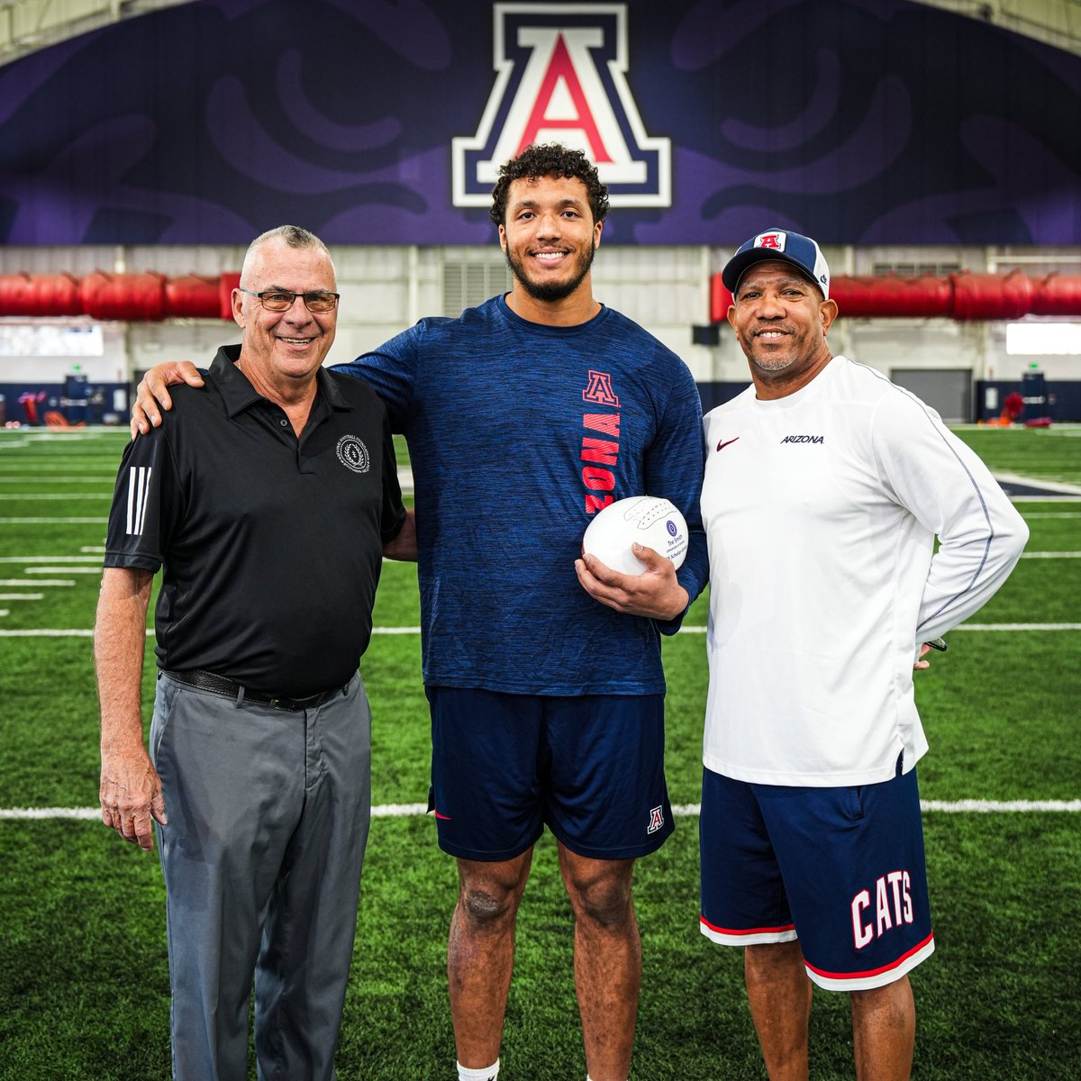 ArizonaFBall's tweet photo. Congrats to @tresmiith on being awarded as the 2025 @NFFsoArizona Scholar Athlete of the Year! https://t.co/g17VAUWK0R