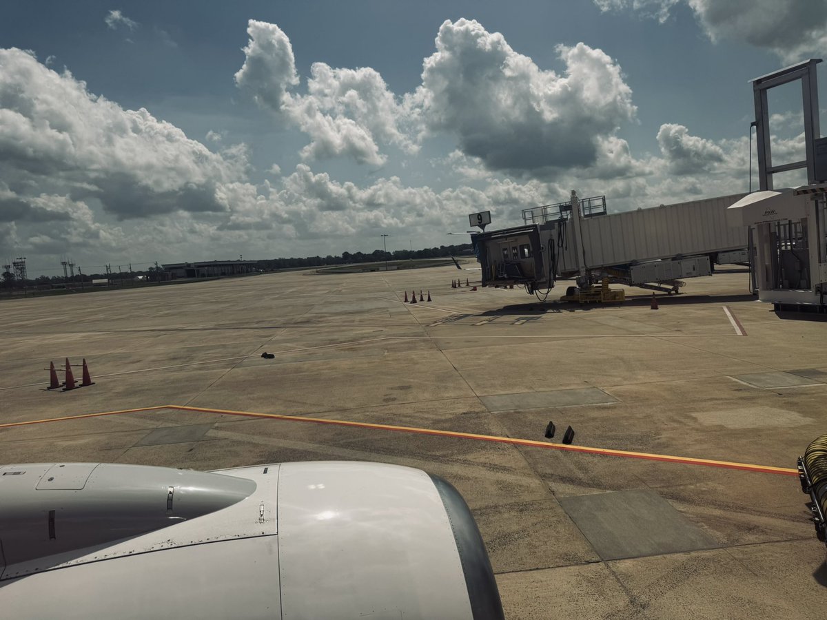 Chris Lawrence tweet media