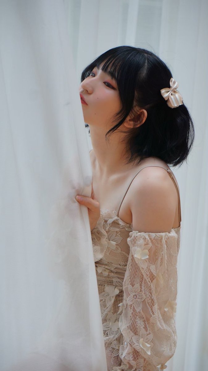 じー