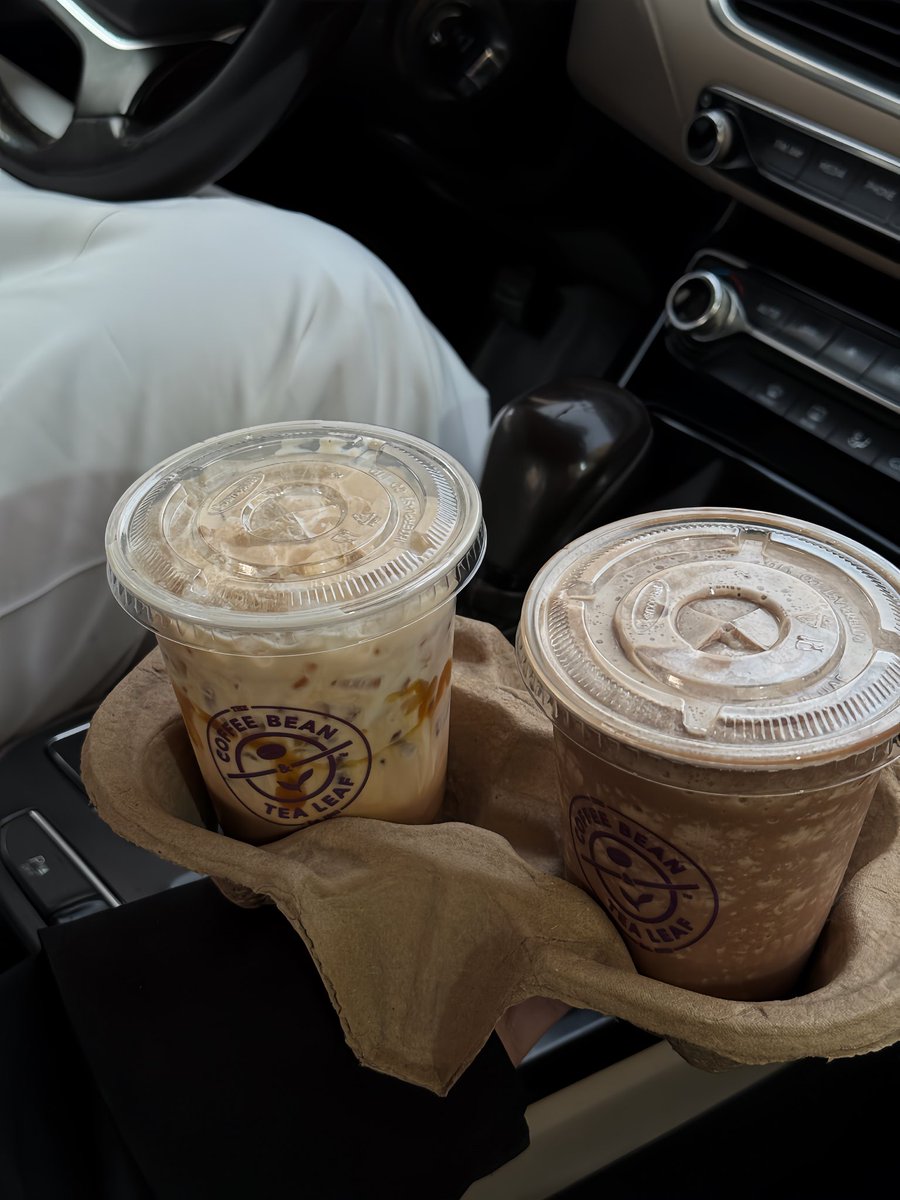 w3d's tweet image. evening coffee 
 · °  .˚ 𖧷 .˚ °