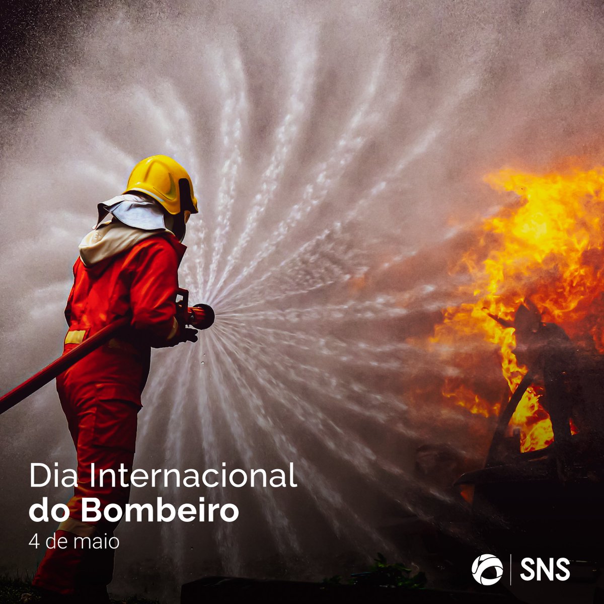 SNS_Portugal's tweet image. Celebrado desde 1999, o Dia Internacional do Bombeiro honra a memória de todos os bombeiros que perderam a vida a ajudar e a salvar outras pessoas. 👩‍🚒👨‍🚒 #Saúde #SNS #Bombeiros