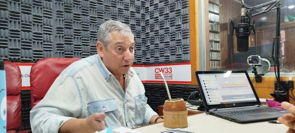 C.W.33 RADIO FLORIDA (@exitorama) on Twitter photo Carlos Enciso: “No se puede estar obsesionado mirando la caja…, hay que hacer obras” <a href="/PajaroEnciso/">Carlos Enciso Christiansen</a>
cw33florida.com.uy/index.php/loca… Carlos Enciso: “No se puede estar obsesionado mirando la caja…, hay que hacer obras” <a href="/PajaroEnciso/">Carlos Enciso Christiansen</a>
cw33florida.com.uy/index.php/loca…