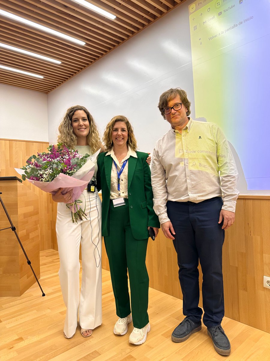 Lopez_Bendito Lab (@glb_lab) on Twitter photo Huge congratulations to <a href="/Mar_AnibalM/">Mar Aníbal-Martínez</a> on successfully defending her PhD thesis today at <a href="/NeuroAlc/">Instituto de Neurociencias UMH-CSIC</a>- now officially Dr. Aníbal-Martínez! 🎓 An impressive presentation and discussion with her thesis director <a href="/GuilleLBendito/">Guille Lopez-Bendito</a> and the committee. A proud moment for all of us in the lab! Huge congratulations to <a href="/Mar_AnibalM/">Mar Aníbal-Martínez</a> on successfully defending her PhD thesis today at <a href="/NeuroAlc/">Instituto de Neurociencias UMH-CSIC</a>- now officially Dr. Aníbal-Martínez! 🎓 An impressive presentation and discussion with her thesis director <a href="/GuilleLBendito/">Guille Lopez-Bendito</a> and the committee. A proud moment for all of us in the lab!