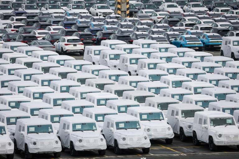 digitaljournal's tweet image. More #Automakers drop earnings guidance over tariffs digitaljournal.com/business/more-…