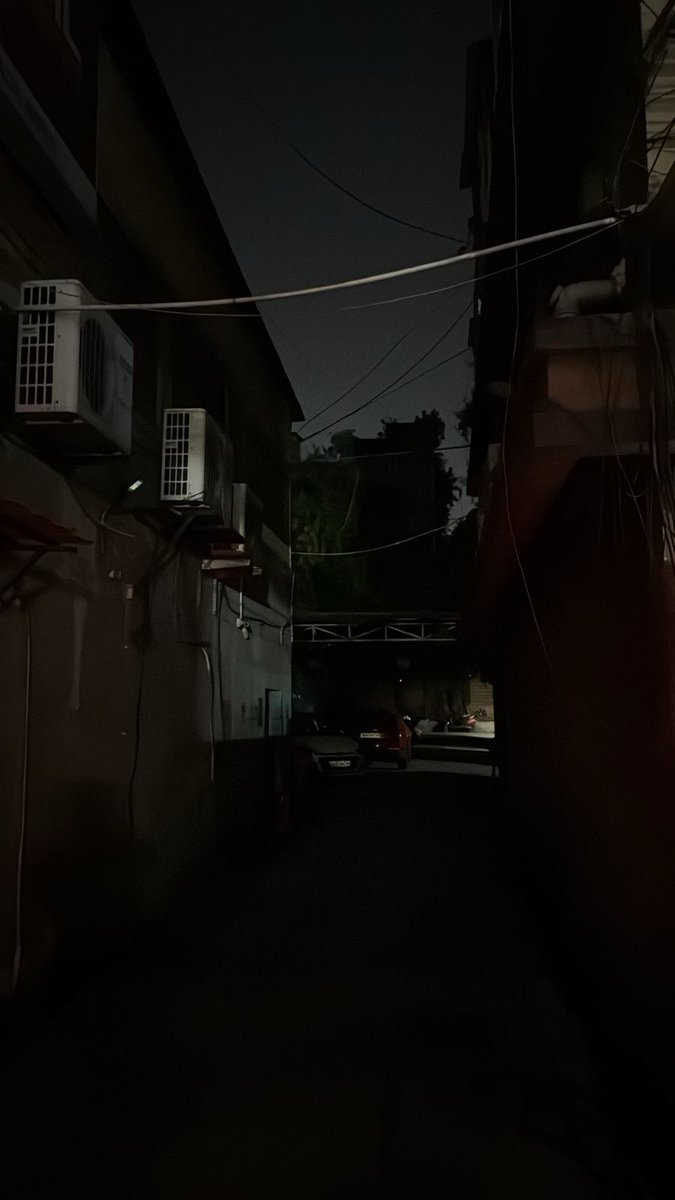 ScribeShah's tweet photo. Light off in #Kolkata 's Elliot Road.
#blackout #BlackOutAgainstWaqfAmendments https://t.co/qtStl2463Q