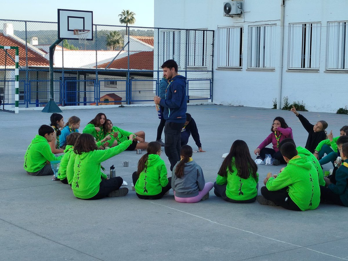 Grupo Scout Ítaca 739 tweet media