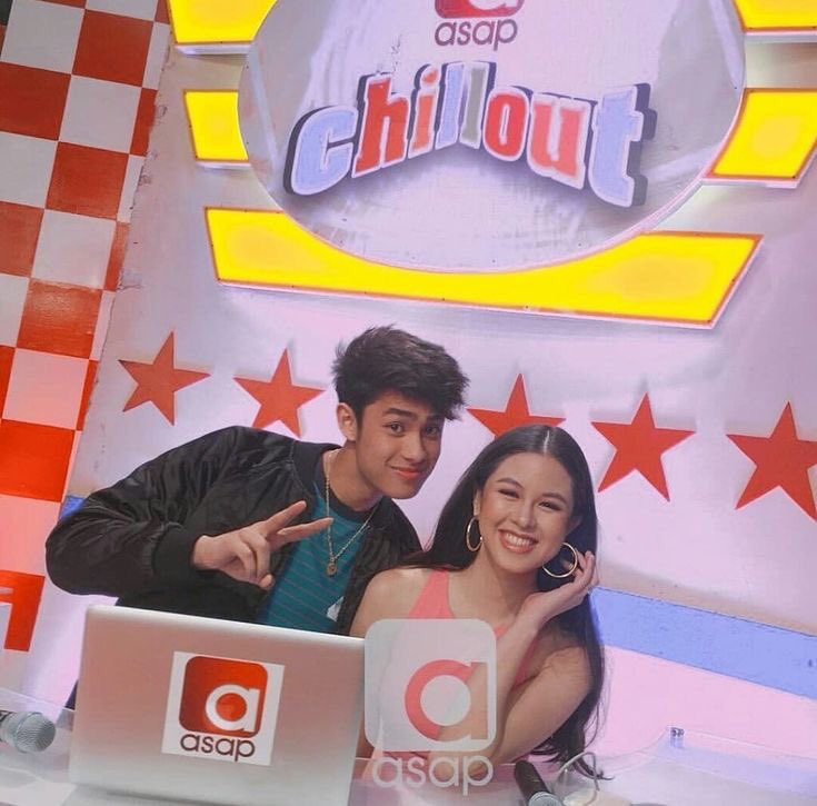 Relapse malala huhu birthday na ni kisses mamaya 

5.01.25

#EIGHTagalNgBOOwagDONKISS 
Happy AnniverSCARY DKFam