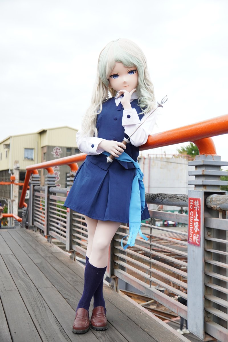 #ダイアナ・キャベンディッシュ生誕祭2025
黛安娜大寶貝生日快樂🥳🥳🥳
老樣子壓線，今天是被車撞一周年(喂
感謝豆寶帶我去扇形車庫拍照，自然光好讚喔!!!
📸: <a href="/qooqooxx/">豆子</a>