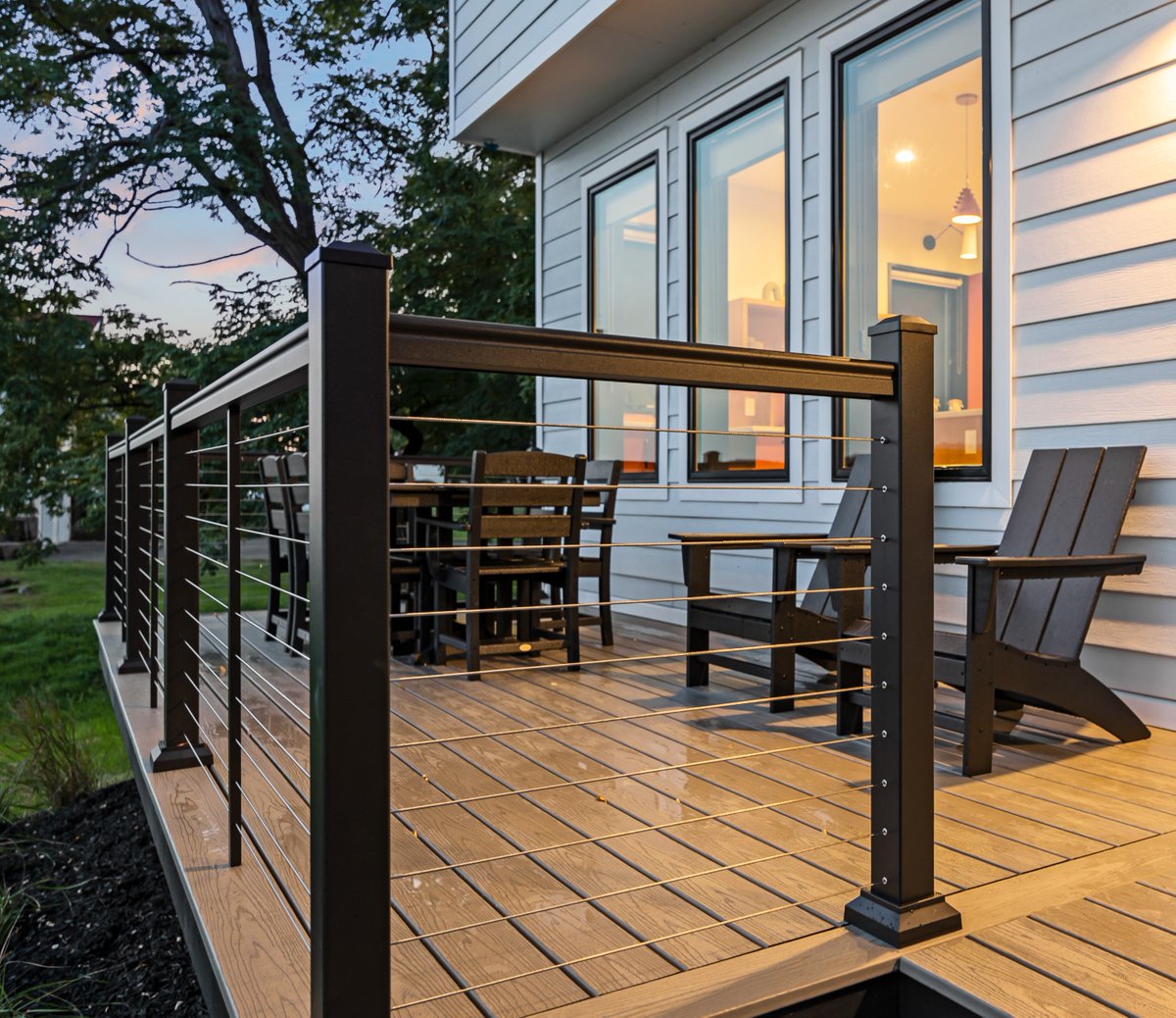 Looking for a railing that won't block a beautiful view? Our horizontal and vertical cable railings are just what you need!

bit.ly/4jgfID5

#aluminumrailing #deckrailing