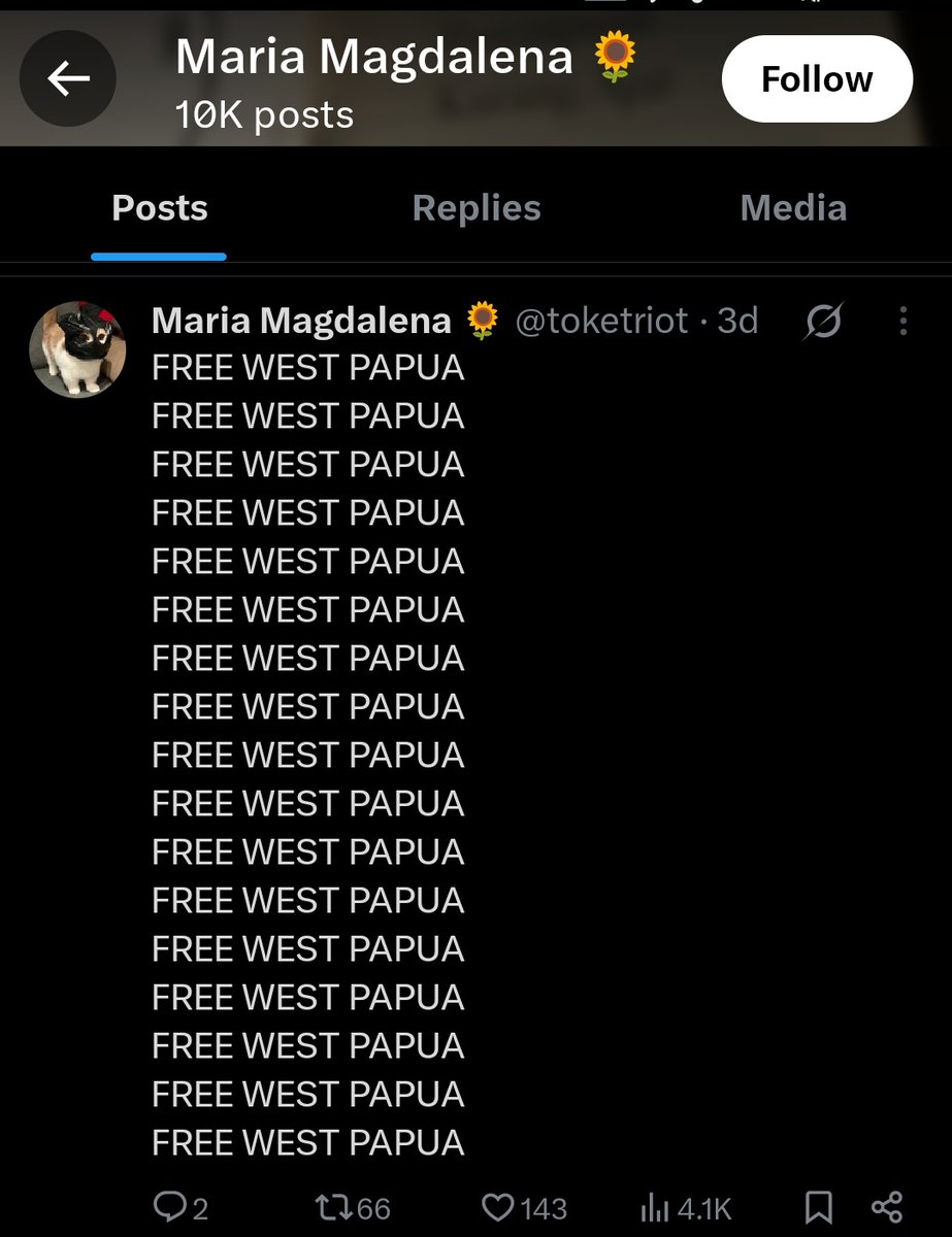 Pertama baca, "ini orang ga pernah naik KRL Jabodetabek apa gimana?"

Setelah melihat 2 post di bawah ini, "Oh, no wonder........."