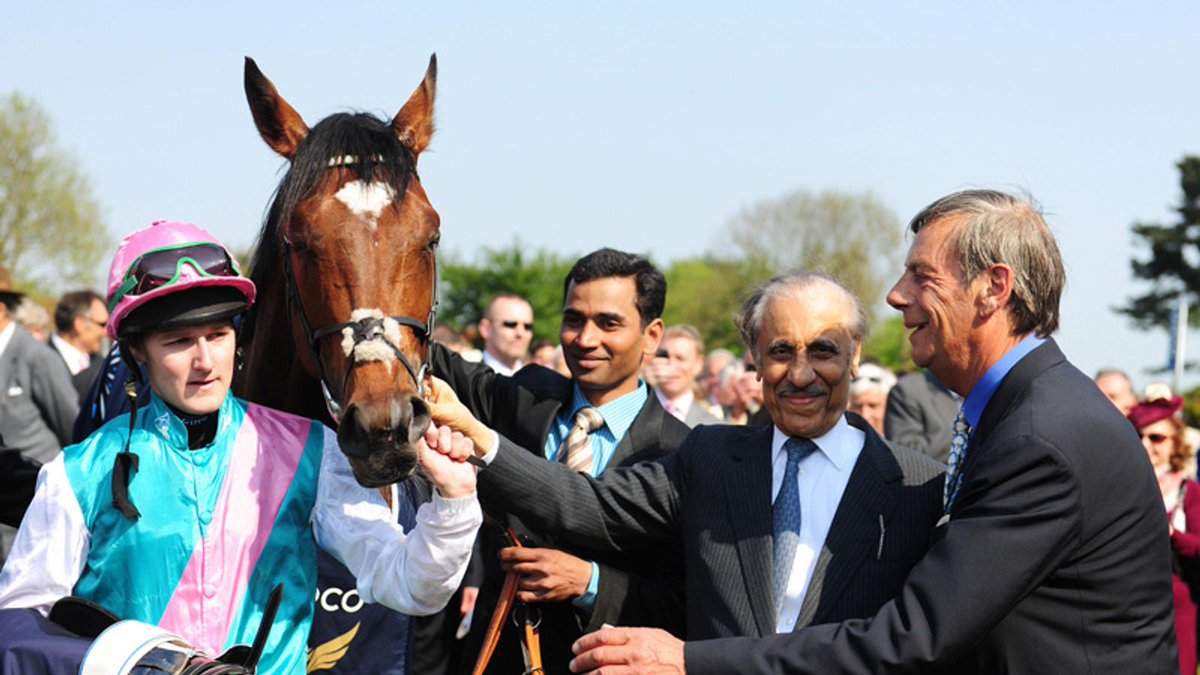 2,000 Guineas winners who won the race OTD in devastating style. 🏇
1947: Tudor Minstrel (Gordon Richards) won by 8 lengths. 🌟
2011: Frankel (Tom Queally) won by 6 lengths. 🌟
#RacingMemories