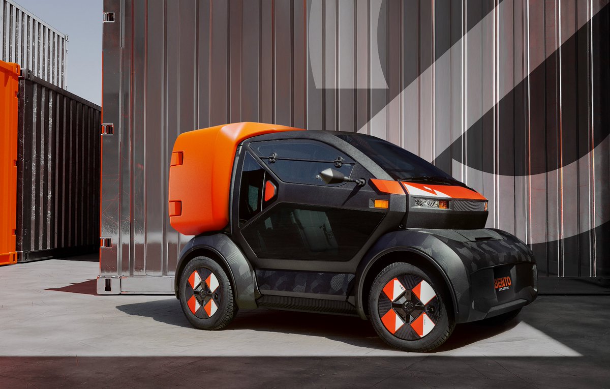 Jean-Phillippe Salar, design director at Mobilize, explains the thought process behind the two electric vehicles set to launch in 2025 in Car Design Review 11.

Read the full article here: bit.ly/3S2HFmB