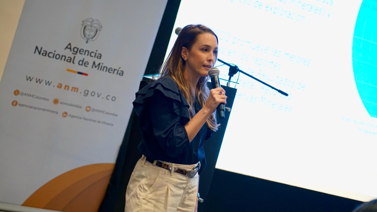 ANMColombia's tweet photo. #ANMinforma

El Estándar Colombiano para el Reporte Público de Resultados de Exploración, Recursos y Reservas Minerales marca un antes y un después en la forma en que reportamos y gestionamos la información minera en Colombia. Es una herramienta para fortalecer y consolidar una minería ordenada y competitiva.