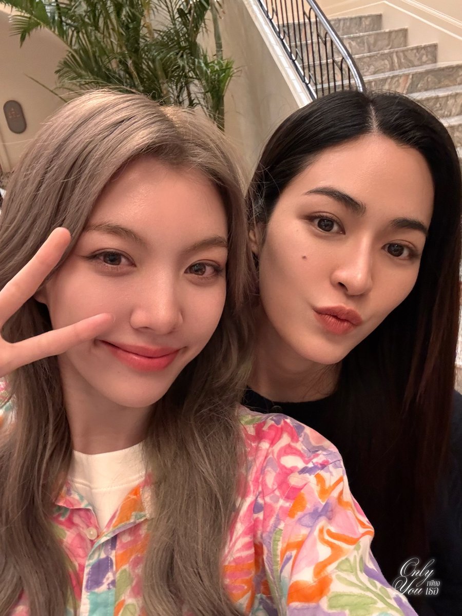 selfie ปิดกล้องกันหน่อย

#ปิดกล้องเพียงเธอ
#OnlyYouTheSeries #เพียงเธอ 
#หลิงออม #LingOrm