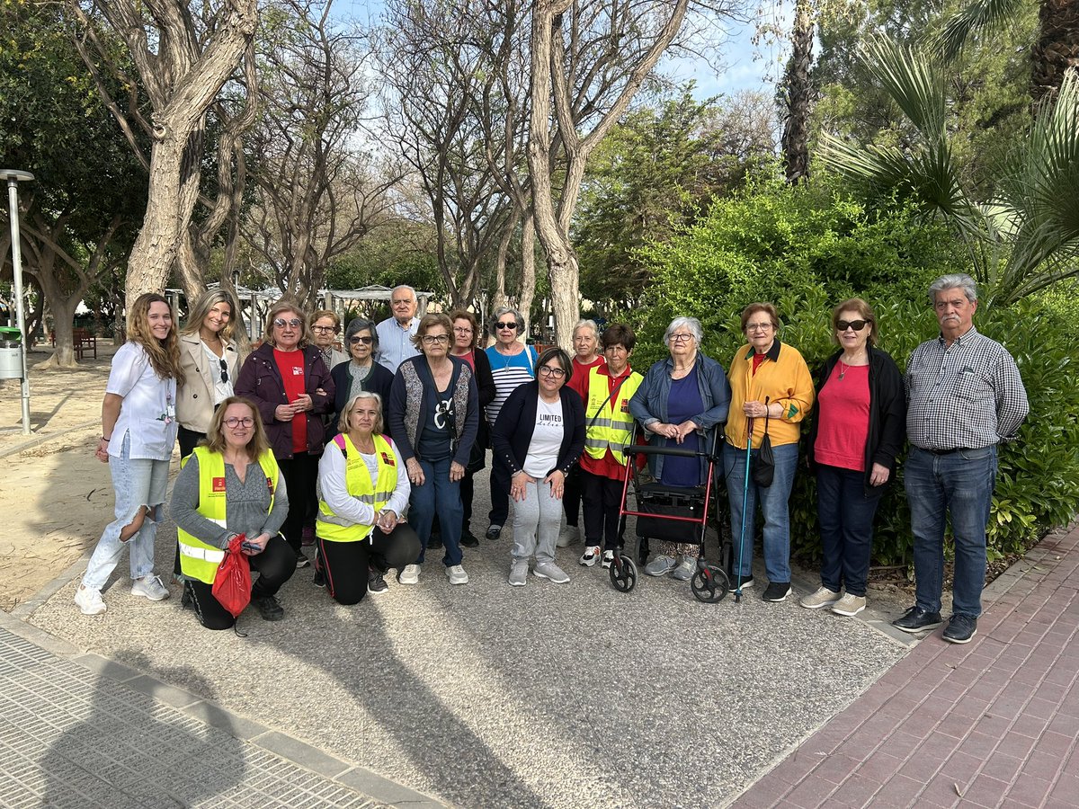 salud7729's tweet photo. Está mañana teníamos paseo saludable con nuestros vecinos de Zarandona! Ha sido un placer poder pasar un rato con ellos. Pronto repetiremos. Apúntate!
🚶‍♂️🚶‍♀️👩‍⚕️👩‍⚕️ https://t.co/rI3z42GvI3