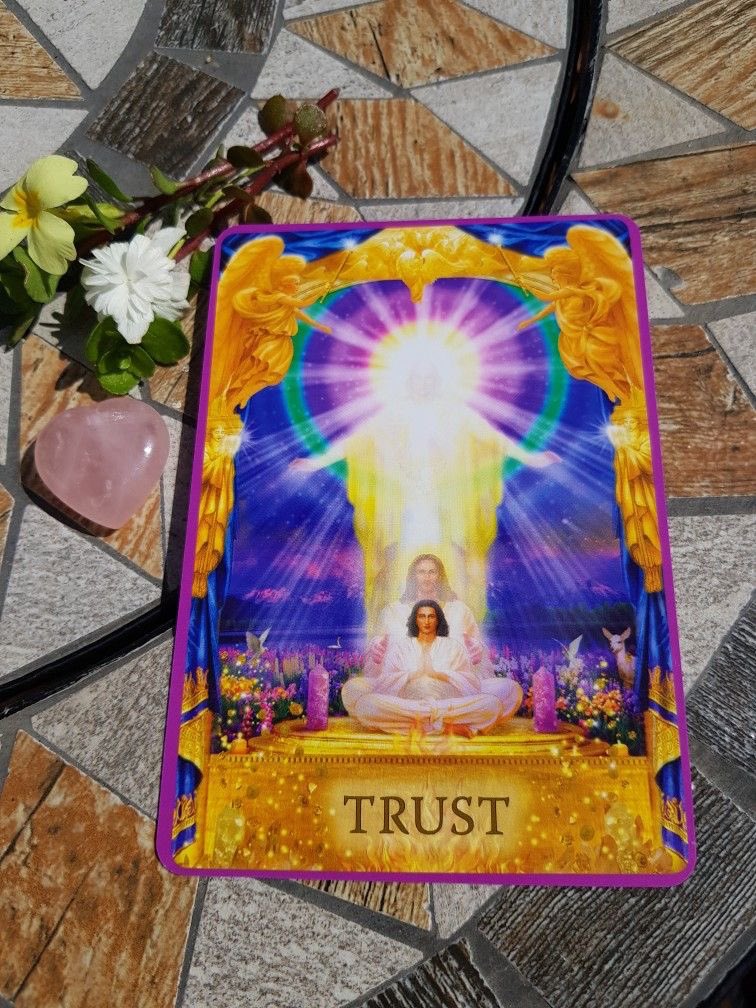 LilyTheSeer's tweet image. #رسالة_اليوم الثقة🤍

الملائكة تقول (ثق حتى لو طريق غير واضحة.دعم الكوني معاك،وكل شي بيصير لصالحك.خلي قلبك مطمئن،لأن تأخير أحيانا هو حماية لك.بس ثق بحياة وبنفسك،وكل شي بيجى في وقته)

#كروت_ملائكه #angelanswers #تاروت #حدس #استبصار #تاروت_حدس_أستبصار #تاروت_حدس #حدس_استبصار #Trust