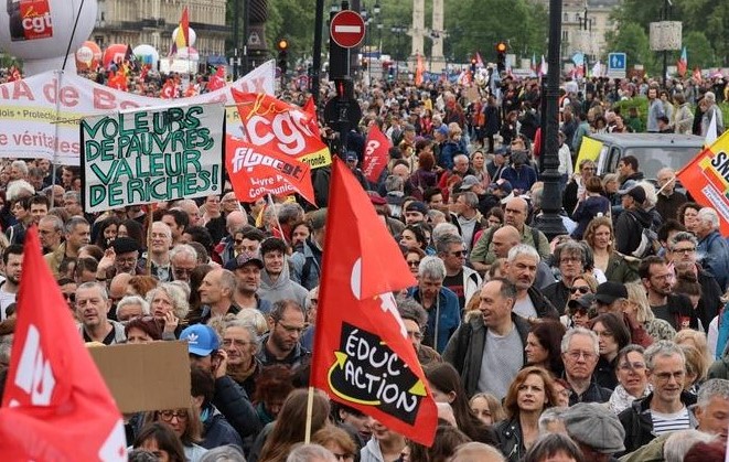 #JournéeInternationaleDesTravailleurs. Au nom du <a href="/MdpMouvement/">Mouvement des Progressistes</a>  j'appelle à la mobilisation en #dordogne pour ce 1er mai.
Je serai présent aux côtés de l'Intersyndicale à Périgueux (10h30, Bourse du Travail).
Oui à la Justice sociale, à la paix. Non à la réforme des retraites.