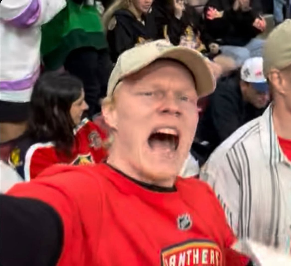 Sentterit Show tweet media