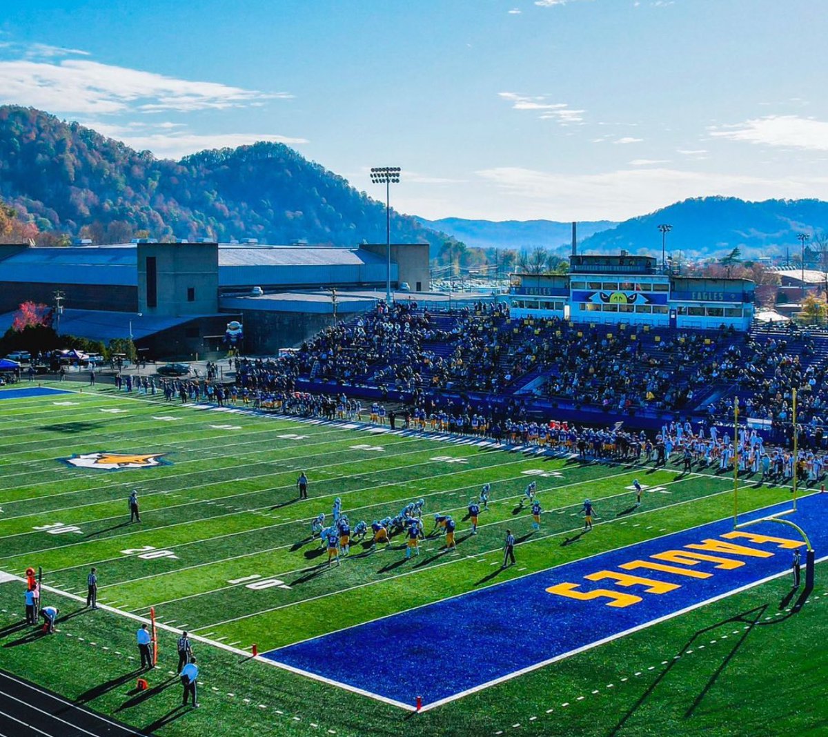 Ontario Thompson (@_tariio) on Twitter photo After a great conversation with <a href="/CoachTreadAWay/">Laurence Treadaway</a> Im blessed to receive an offer from Morehead State university <a href="/CoachBrownFCC/">Drew Brown</a> <a href="/coachfred1/">Coach Fred</a> <a href="/goramfootball/">Fresno City Football</a> After a great conversation with <a href="/CoachTreadAWay/">Laurence Treadaway</a> Im blessed to receive an offer from Morehead State university <a href="/CoachBrownFCC/">Drew Brown</a> <a href="/coachfred1/">Coach Fred</a> <a href="/goramfootball/">Fresno City Football</a>