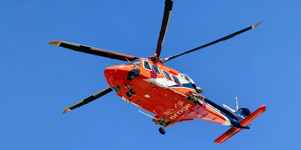 YorkParamedics's tweet image. @Ornge has successfully landed again YRPS' new helipad! We are grateful to be able to assist in ensuring the patients of Ontario receive the best care available. The one year helipad pilot project continues to thrive! #TeamOrnge #SkilledSmartStrong