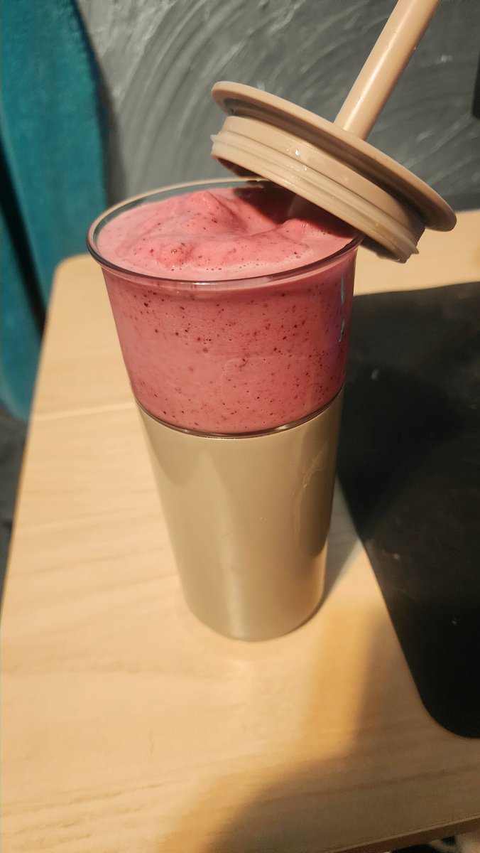 Made a smoothie... Gonna balance it to prove you all wrong...
It's definitely not a joke...