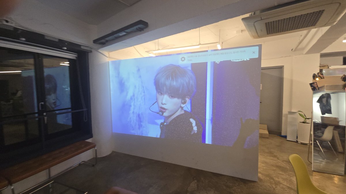 ₊ ˚ .⭒ ˚  .     ⭑  ⋆   ⁺    ₊⋆
  𝟤𝟢𝗋𝖾𝖺𝗌𝗈𝗇𝗌 𝗍𝗈 𝗅𝗈𝗏𝖾 𝗒𝗈𝗎 ᯓ★
  ⁺     ⋆ ✦  ⁺    ₊ ⋆꙳ *  ₊ ˚.⭒

오늘부터 생일카페 및 프레임 이벤트 시작됩니다 😊

⭑서울 카페먼로
⭑부산 카페별하

많은 방문 부탁드립니다!
후기를 남겨주시면 추첨해서 특전 보내드릴게요