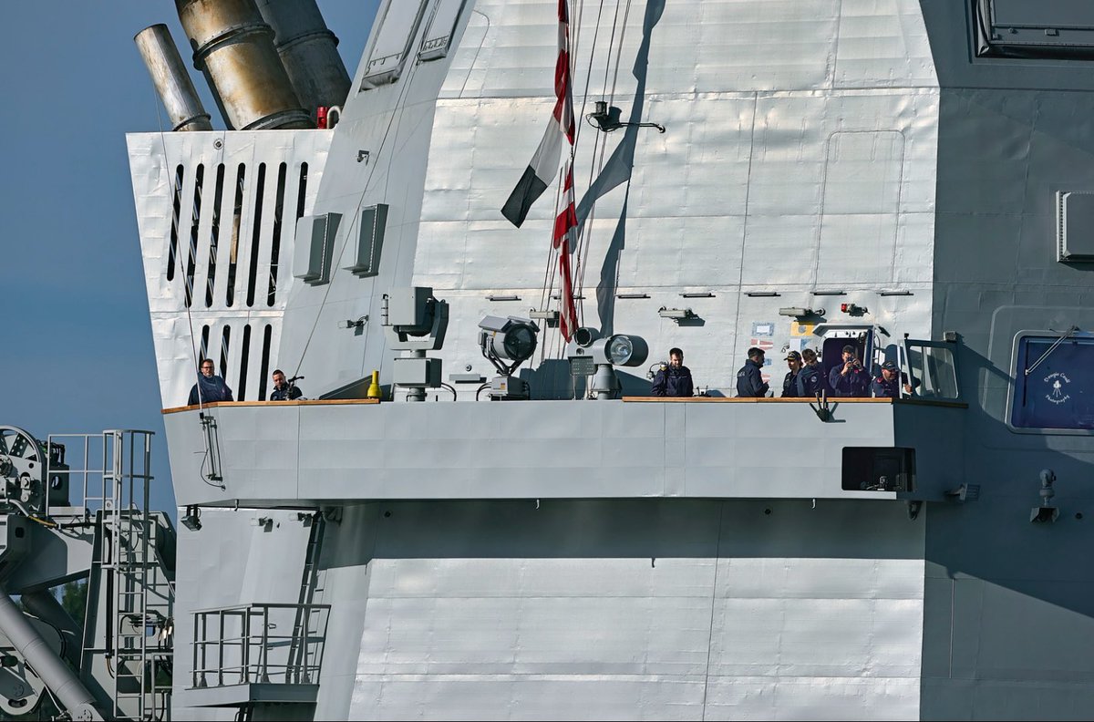 DougieCoullPix's tweet photo. Few edits so far from today’s outing 🙂
#shipping #hmnbclyde #formidableshield2025 #formidableshield #italiannavy #navy #submariner #militaryexcercise https://t.co/ALLdD7BPWW