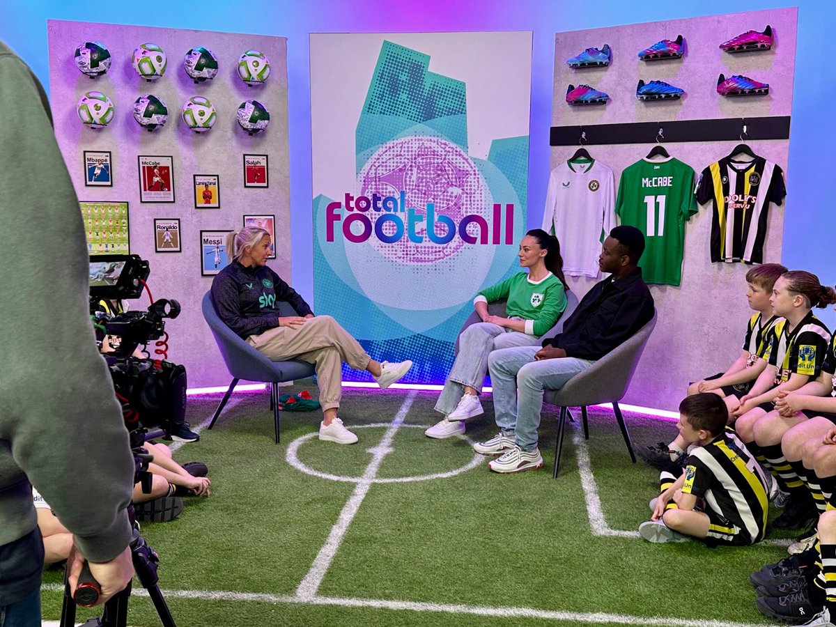 A special guest on RTÉ’s Total Football this weekend 👀

Women’s National Team Head Coach Carla Ward will be joining the gang to chat all things football 📺 

Catch it this Saturday at 10am on <a href="/RTE2/">RTÉ2</a> &amp; <a href="/RTEplayer/">RTÉ Player</a> ☘️

#TotalFootball | <a href="/RTEjr/">RTÉjr</a>