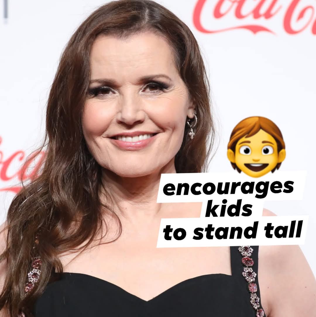 TheTrendingPic's tweet photo. Geena Davis, star of "Thelma &amp; Louise," shares how her new book, "The Girl Who Was Too Big for the Page," encourages kids to stand tall and embrace who they are.
#geenadavis #trending #news https://t.co/8R08EGsDeT