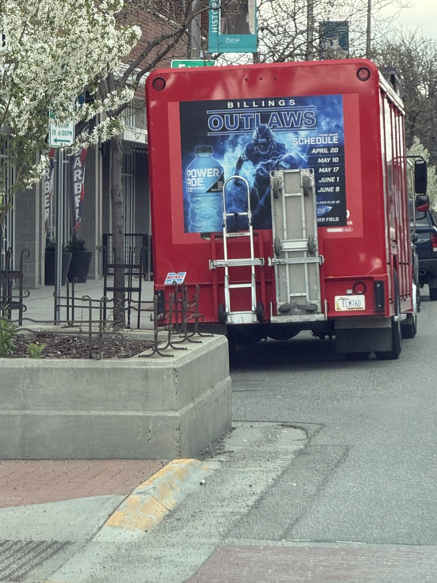 The new official drink of <a href="/outlawsaf1/">Billings Outlaws</a>: Goat Milk. (Also <a href="/CocaCola/">Coca-Cola</a>, ofc)