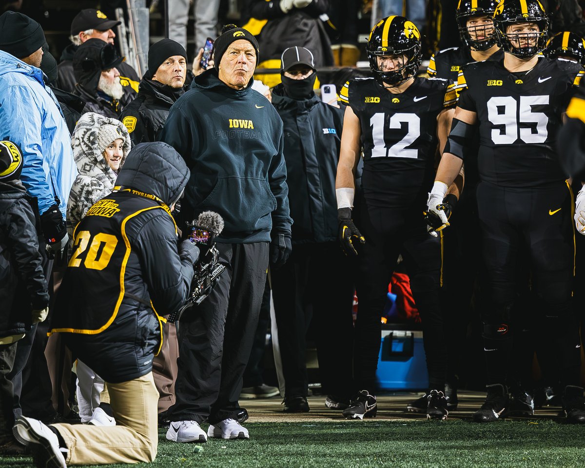 HawkeyeFBNotes's tweet image. Ferentz has 204 career victories which is the 2nd-most in Big Ten history.
With his next victory, he will tie Ohio State’s Woody Hayes (205) for the most overall wins in league history.
#Hawkeyes