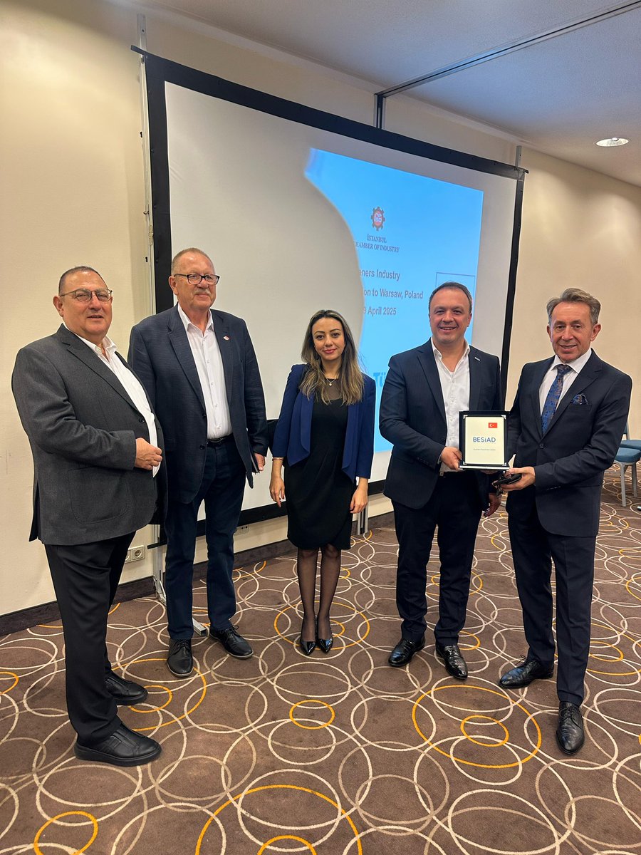 İstanbul Sanayi Odası (İSO), 
BESİAD iş birliği ile Varşova’da düzenlenen Polonya Sektörel Ticaret Heyeti kapsamında gerçekleşen ikili iş görüşmelerinin katılımcılarımız, sektörümüz ve ülke ekonomisi adına bereketli olmasını diliyorum..