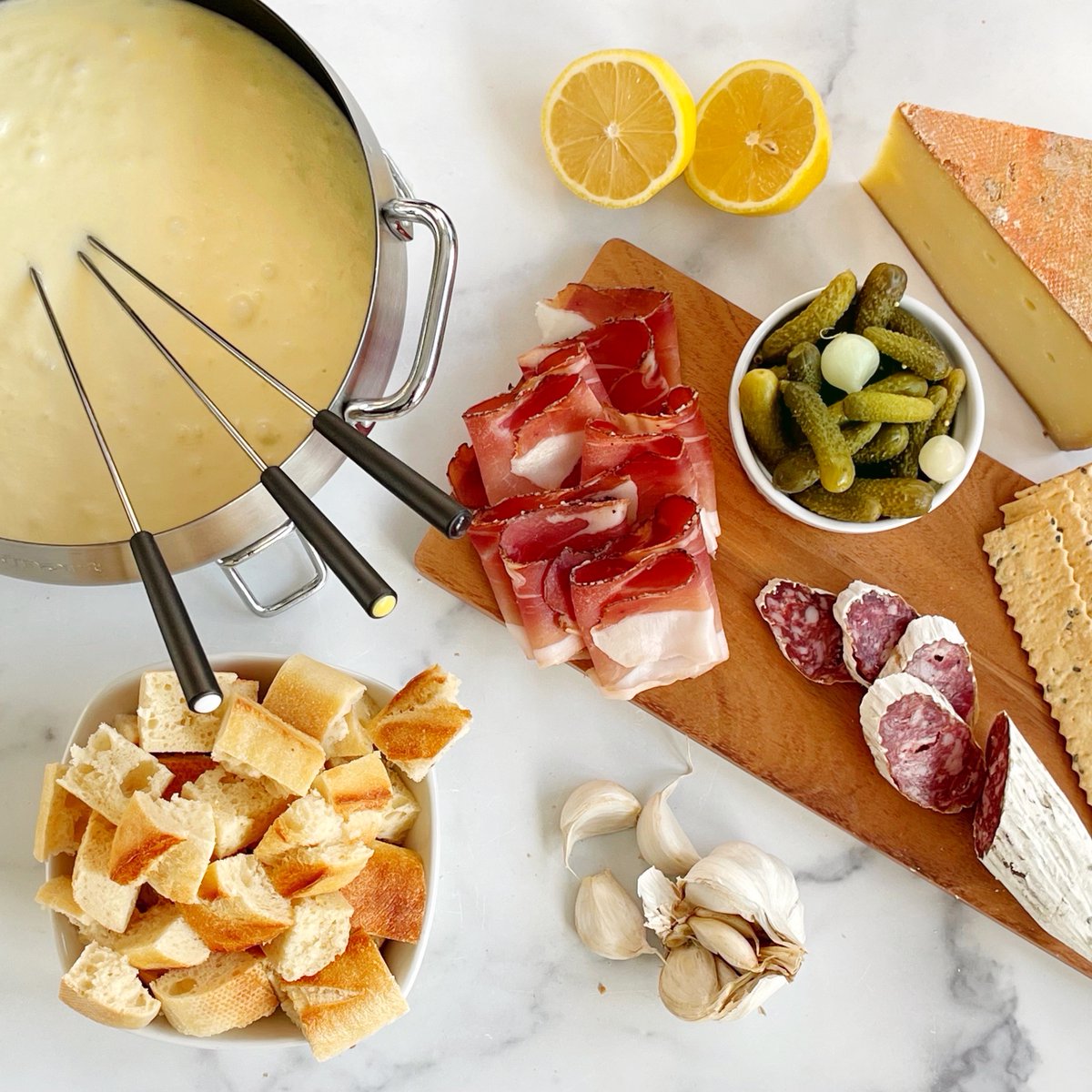 TheCheeseShopofSalem tweet media