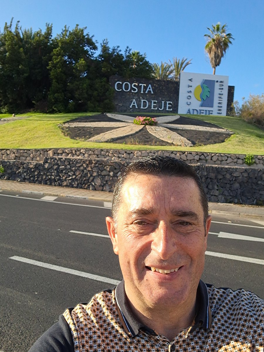 ian (stavros) slater tweet media