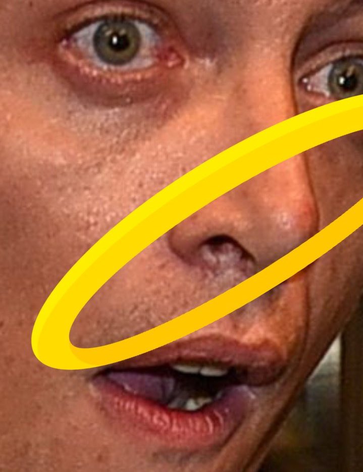 Era cuestión de hacer zoom.
👃________💳