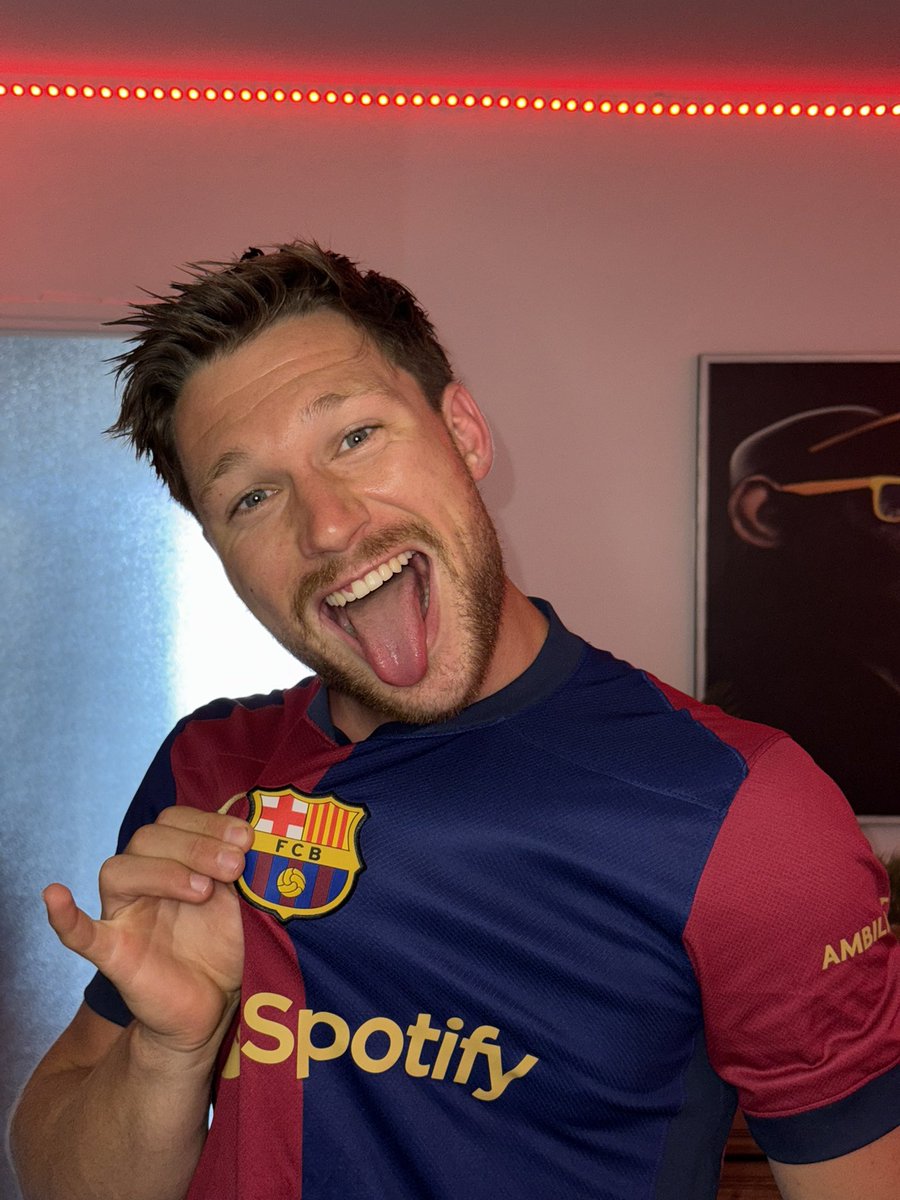 KottererYannick's tweet photo. VISCA BARCAAAAA 💙❤️
#ChampionsLeague #BarcaInter https://t.co/eo2DvXDzjP