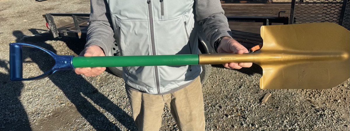Turfdogs's tweet photo. Stay tuned for an exciting big announcement coming soonโฆ
#turfdogs #fieldexperts #fieldcontruction #athleticfields #goldenshovel https://t.co/35LzkiszCt
