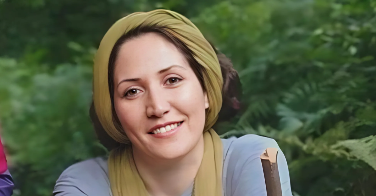 focusjinn's tweet photo. Şerife Muhammedi'ye Destek Kampanyası: 

🟣Şerife Muhammedi’yi savunmak, insan onurunu ve toplumsal adaleti savunmaktır. 

🟣Şerife, toplumumuzun vicdanının uyanık sesidir. 

🟣Asılsız suçlamalar ve adaletsiz kararlarla susturulamayacak özgür bir sestir. https://t.co/YpF1m6deM1