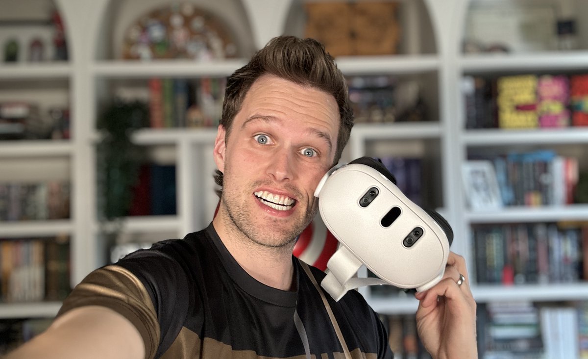 📢Job opportunity at Meta!

Come help me build the TypeScript layer of a VR game engine! More senior the better. C++ and game dev experience a big bonus.