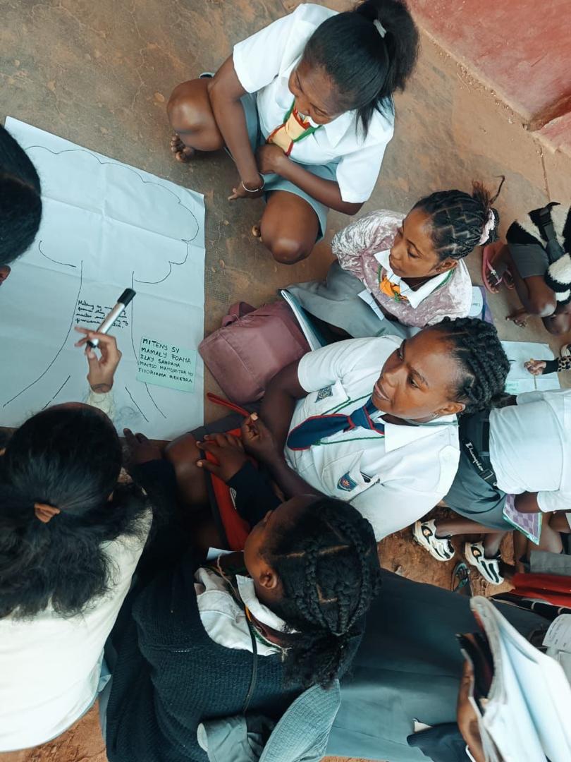 YessMpanazava's tweet photo. We had a powerful Advocacy session with the brownies and Guides!They got to learn what advocacy is,why speaking up matters, Analyzing the problem tree and who decision makers are.
Every girl’s voice counts. #Advocacy #yessgirlmovement @wagggsworld @africa_region @WAGGGSAsiaPac https://t.co/ReHEjYtFe8