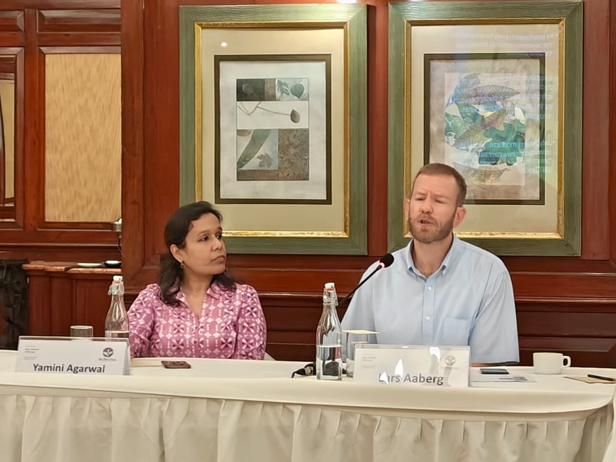 Lars Aaberg from Jindal Global University delivering a #talk on “The Incorporation of #LGBTQs in Bengaluru: Toward a new #sexual politics of risk”, as part of the #MWFdelhiseminarseries at the <a href="/IHCDelhi/">India Habitat Centre</a>